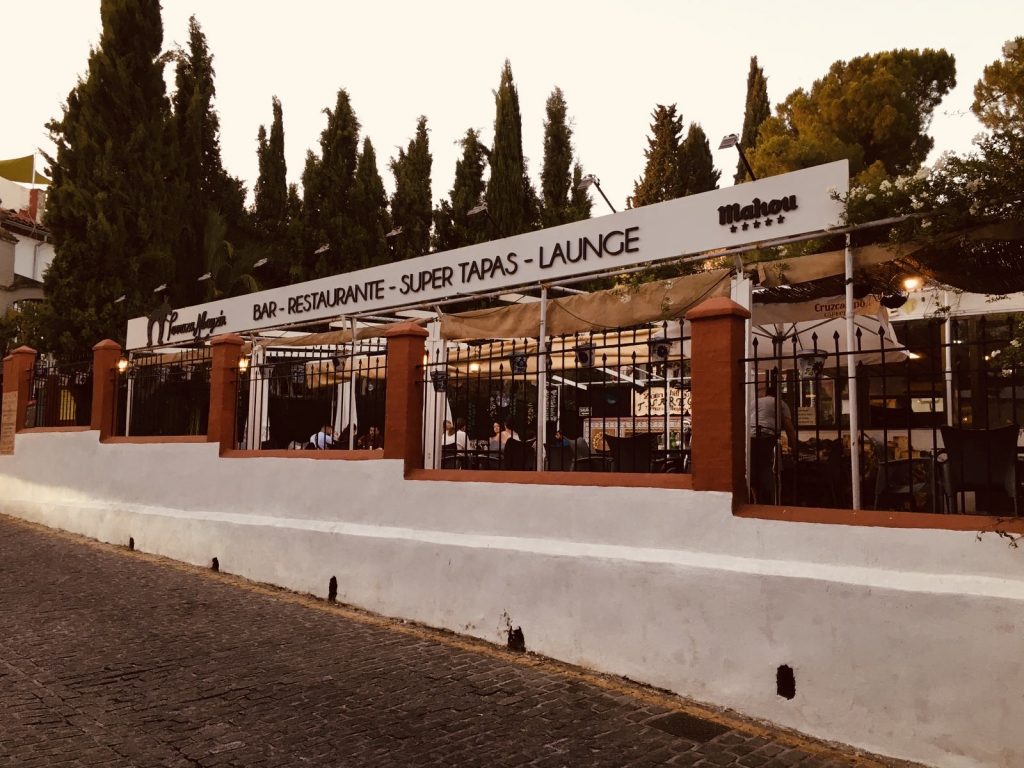 An external image of Restaurante la Terraza Albayzin in Granada